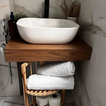 Bllok Zone -scandi Family Nest - -self Check-in *