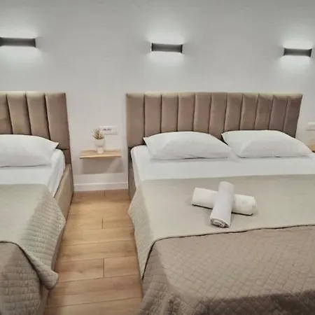 Bllok Zone -Scandi Apt Nr -2 Tirana -Self Check-In Apartment Tirana