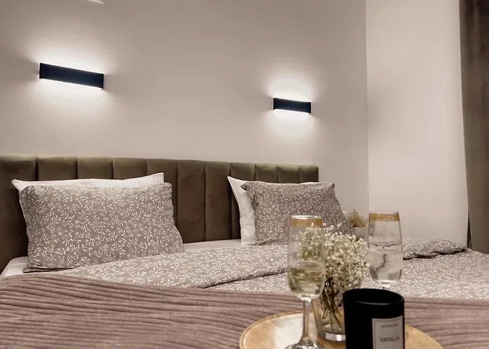 Bllok Scandi 2 Self -check-in * Τίρανα