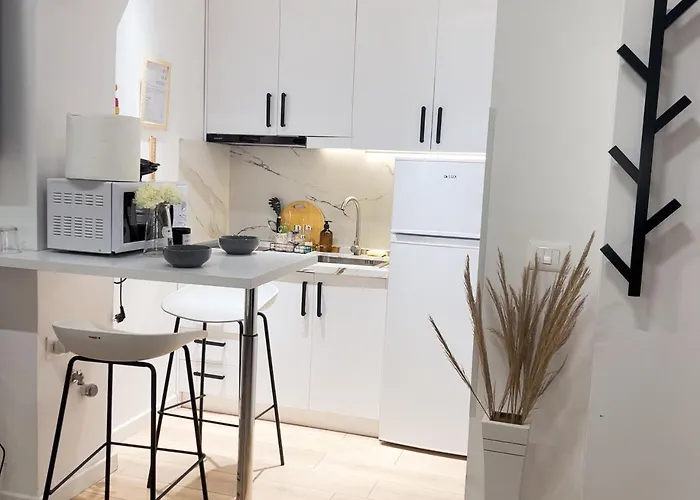 Bllok Scandi 2 Self -check-in Tirana