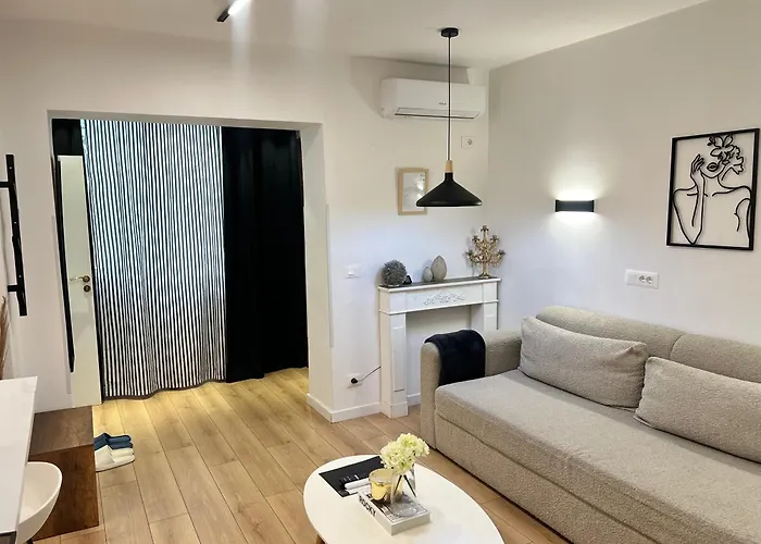 Apartmán Bllok Scandi 2 Self -check-in Tirana